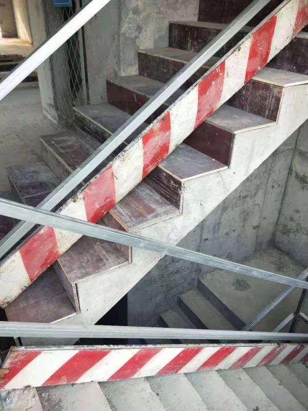 东阿方正建筑工程有限责任公司施工的东阿民生·城市主人一期1#、2#楼工程。(图3)